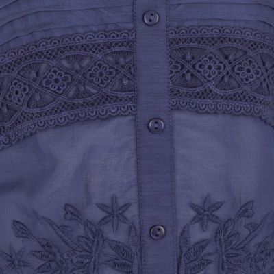Girls blue lace crop top